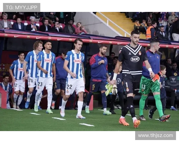 基铺迪纳摩迎战巴塞罗那争夺欧战资格的关键对决